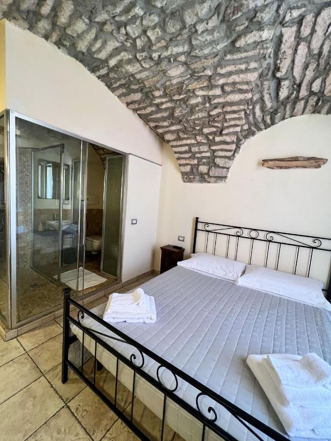 La Vecchia Torre Hotel Bosa Ngoại thất bức ảnh