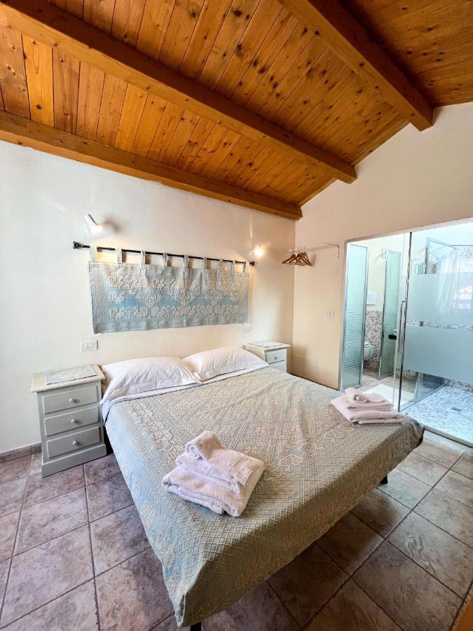 La Vecchia Torre Hotel Bosa Ngoại thất bức ảnh