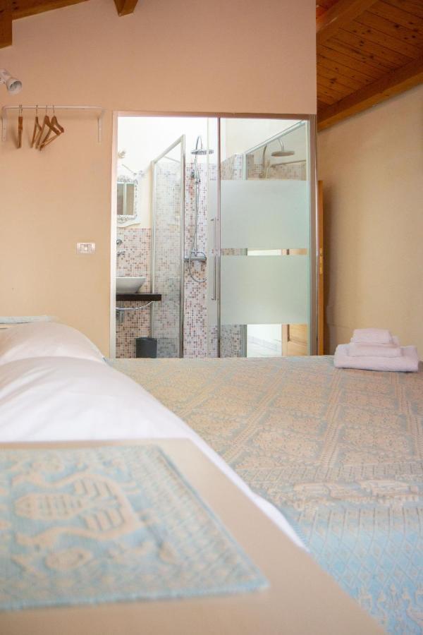 La Vecchia Torre Hotel Bosa Ngoại thất bức ảnh