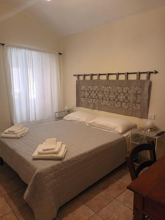 La Vecchia Torre Hotel Bosa Ngoại thất bức ảnh